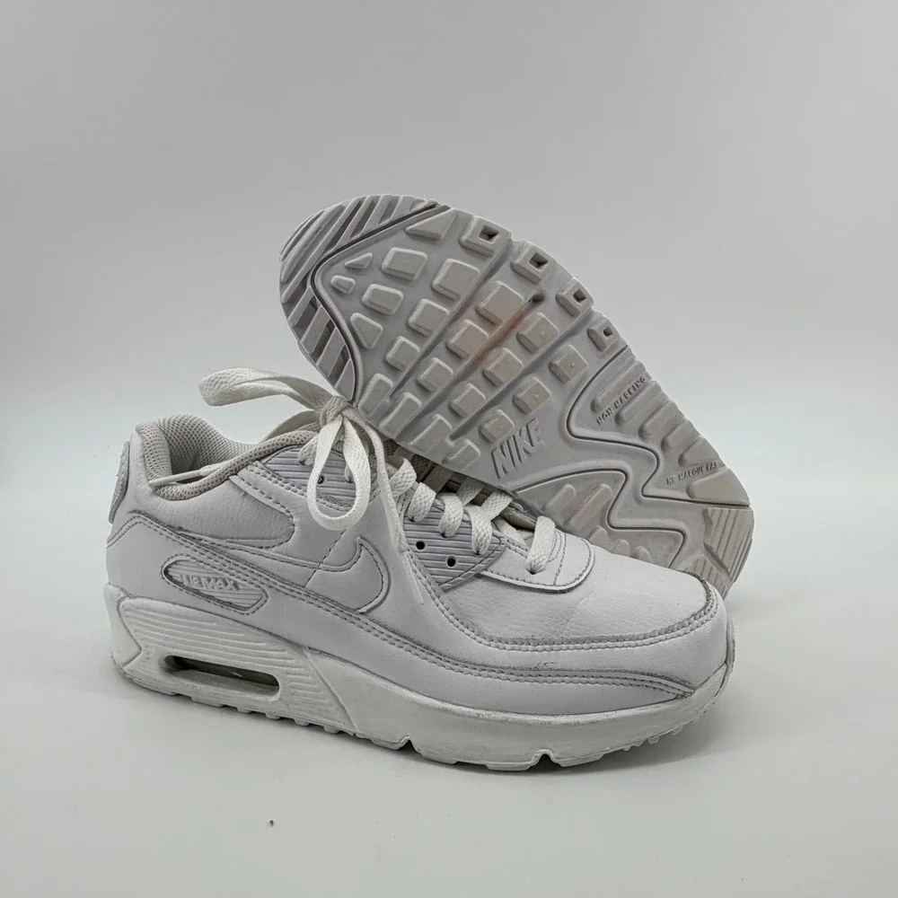 Nike Air Max 90 LTR Kids 6.5Y Triple White CD6864-100 Low Top Athletic Shoes